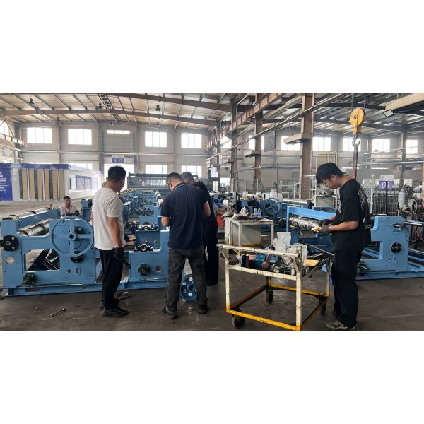 Auto Cut Mesh Weaving Machine BWR2500D Efficient Heavy Duty 2.2kw