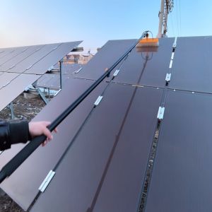 Water Spray Brush with 10.0 Meters Telescopic Pole for Solar Panel Care and