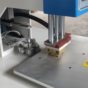 Insole Press Woven Label Making Machine Printing Logos On T Shirts Clothes Hot