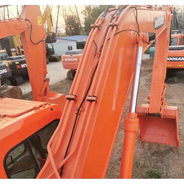 Doosan DH220LC-7 Excavator 22 Ton Original Hydraulic Valve Good Condition Made in Korea