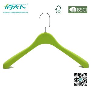 China Betterall Wholesale Flat Hook Green Color Plastic Hangers on sale