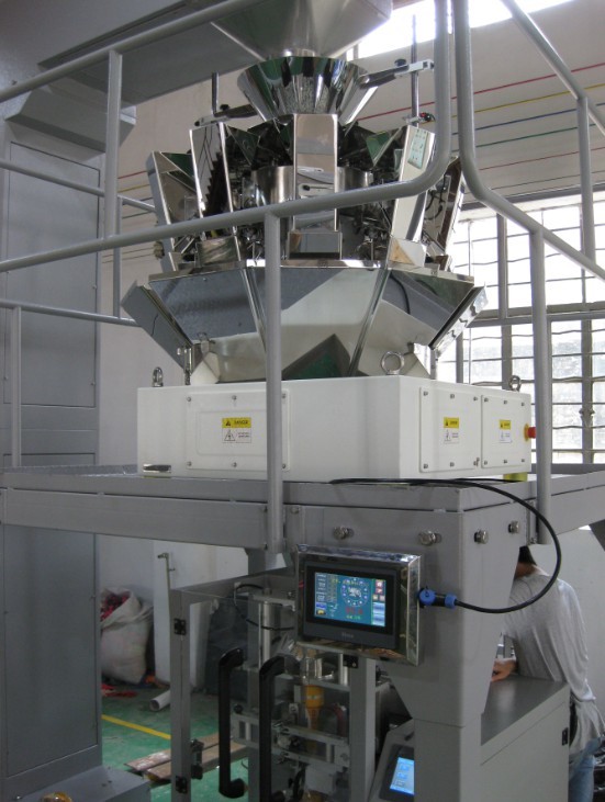 Stand Up Bag Automated Packing Machine With Schneider Electrics 2.2kw Power
