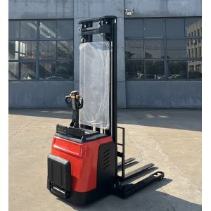 940/960 Kg Sturdy 1600/2000 Kg Capacity Electric Straddle Stacker Lift For Heavy