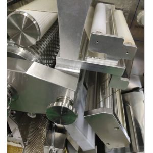 Siemens PLC Controlled Softgel Encapsulation Machine With 1% Filling Accuracy