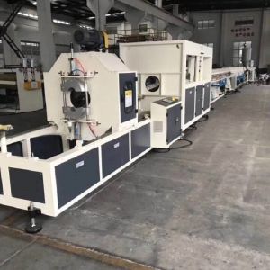 Customized Request HDPE Pipe Extrusion Machine with Exhaust and Customization