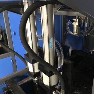 Support Online Support LGB-3L Semi Automatic Blowing Molding Machine for Food