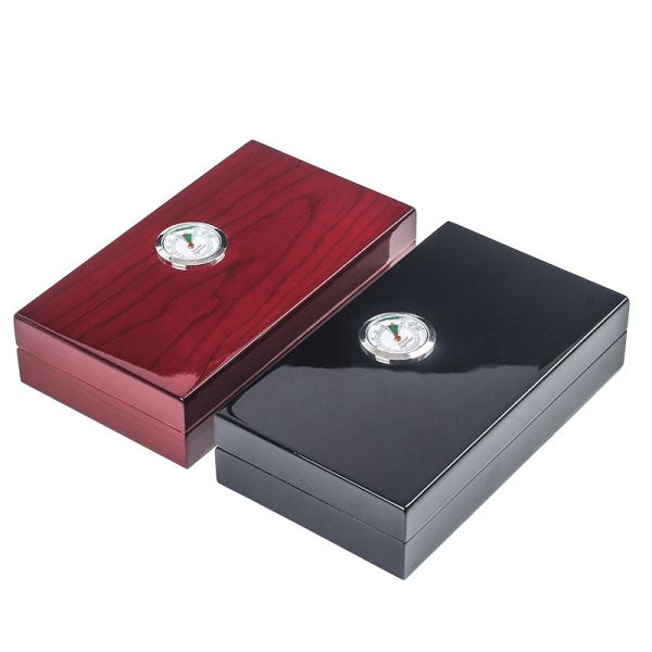 Quality Rectangular Humidity Control Varnish Cigar Packaging Rigid Boxes With Customization Available for sale