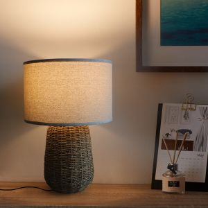 Customized Modern Hand Woven Natural Rattan table lamp