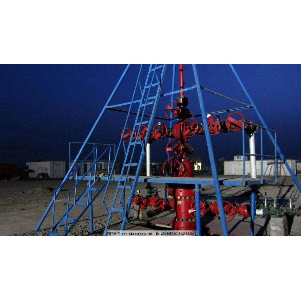 API 6A Wellhead 2-1/16" 5000psi PSL1 & PR1 X-Mas Tree , Oil Well Drilling