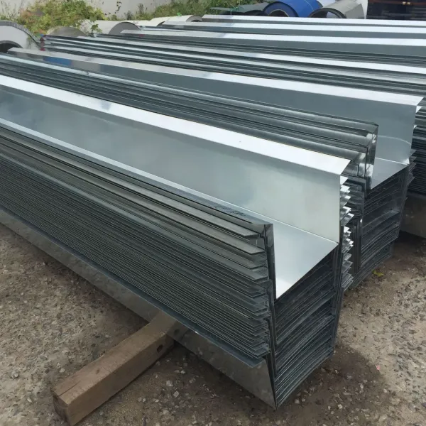 304 Stainless Steel Gutter Customized Size Rainfall Gutter Corrosion Resistant for Metal Building