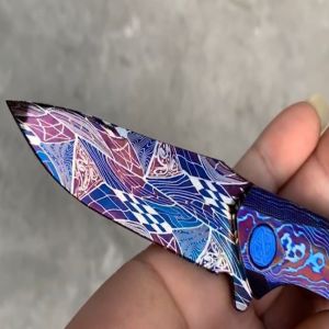 Custom Fixed Blade Camping Knife High Precision Damascus Texture