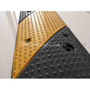 Driveways / Parking Lots Safety Road Speed Bumps Reflective Recycled Rubber