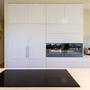 Modern Modular Lacquer Pantry Kitchen Cabinet White Shaker Style