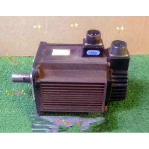 Yaskawa SGMGH-13DCA61 AC Servo Motor 5.4A 1.3KW 1500RPM 400V NEW