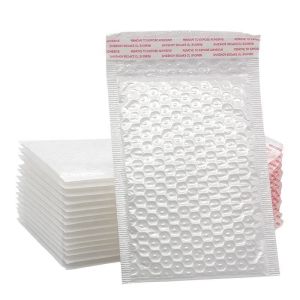White Plastic Pearlescent Film Bubble Mailing Bag Self-Adhesive Waterproof