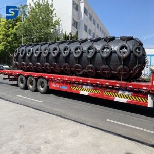 China Swivel Yokohama Rubber Fender for Durable and Long-lasting Ship To Ship Applications on sale
