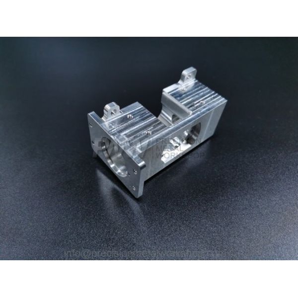 Precision Machined Aluminum Parts CNC Milled and bored Housing In Medical Use custom machined aluminum parts 6061-T6