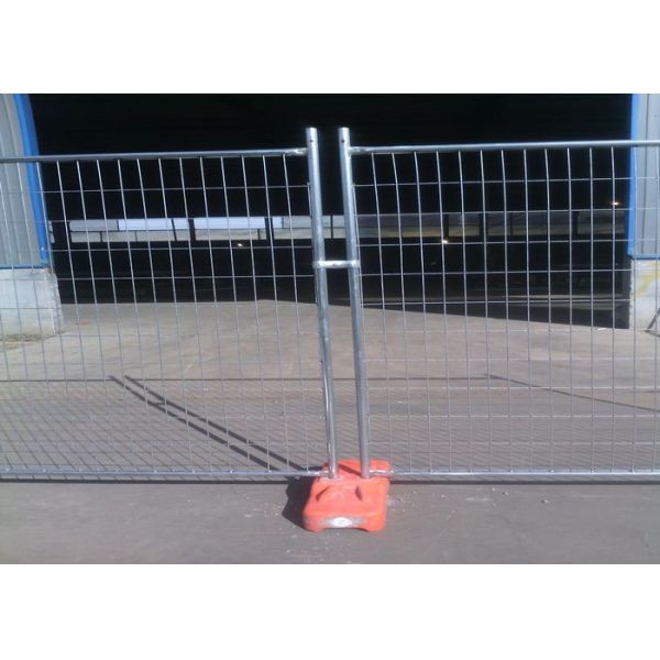 6ft Temporary Fencing Panels , Outdoor Welded Wire Fence Panels For Construction