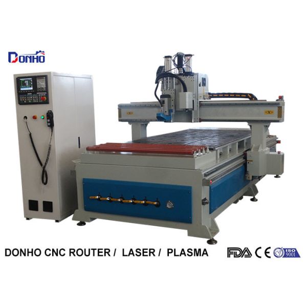 Quality Woodworking CNC 3D Router Machine With Conveyor Wheel Syntec Control System for sale
