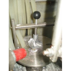 Automatic Wet Sandblasting Cabinet Stainless Steel Machine Body High Durability