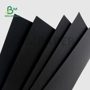 300gsm 350gsm Uniform Black Paper For Hang Tags 70 X 100cm High Rigidity