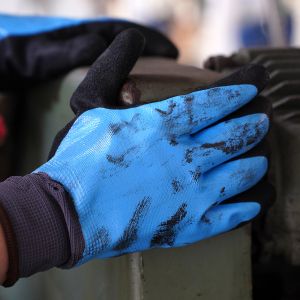 OEM ODM Smooth Nitrile Palm Gloves 13 Gauge Polyester Double Dipped Gloves For
