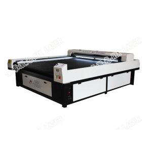 Industrial Laser Carpet Cutter , Laser Cutting And Engraving Machine