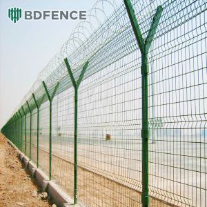 High Security Airport 50mmx200mm aoa fence Pvc Fence Panels And Posts