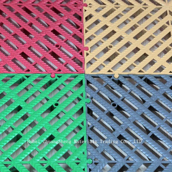 3.9mmChina Multi-Purpose PP Modular Suspended Splicing Plastic Flooring Anti-Skid Plastic Sports Flooring factory