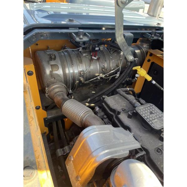 Used Hyundai HX220S HX220L 22T Crawler Excavator in Shanghai Moving Type Crawler Chain