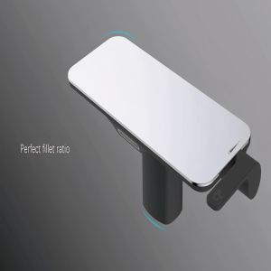 Golden Bathroom Basin Faucet Surface Plating Treatment Single Handle