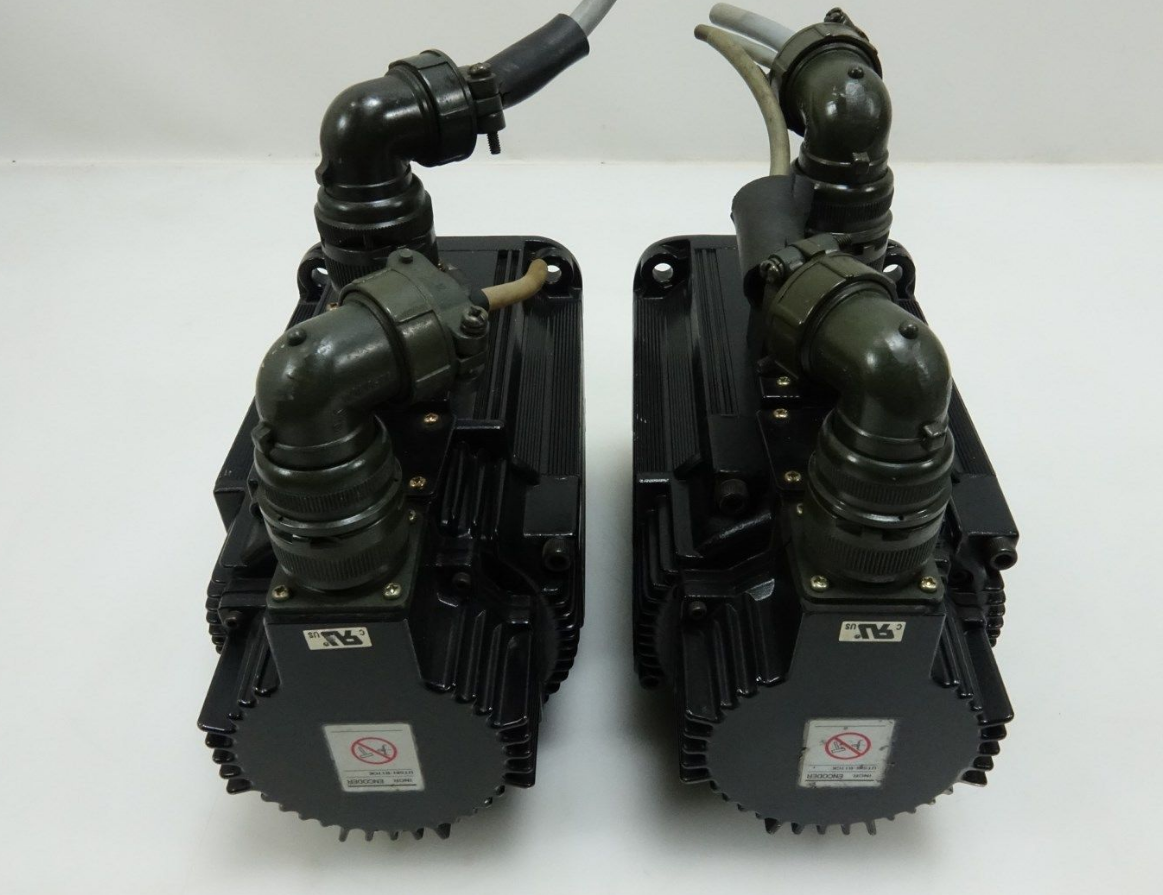 Industrial Servo Motor Yaskawa AC SERVO MOTOR 900W 1000RPM SGMGH-09ACB6C