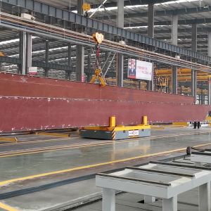 Flat Table Powered Industrial Rail Cart