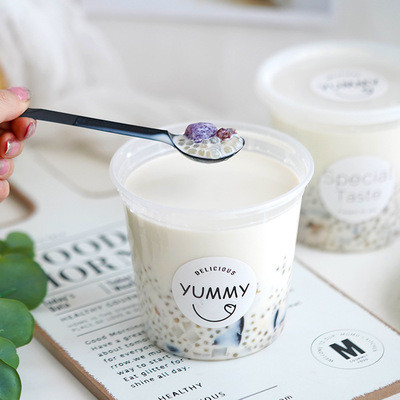 Quality 250pcs / Roll Packaging Stickers Labels Scratch Proof Custom Box Stickers for sale