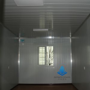 Unique Triangular Spire Design Detachable Container House Better Drainage