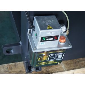 Small injection molding machine for caps HW106-100Ton