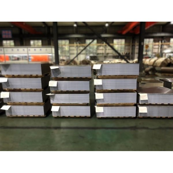 ETP 2.8g/2.8g Tin Coating Weight 0.20mm Thickness Metal Packaging For Food