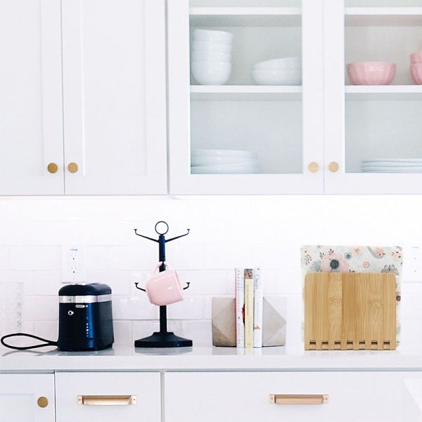 Bamboo Napkin Holder Adjustable Wood Storage Rack for Dining Room Picnic Kitchen Table