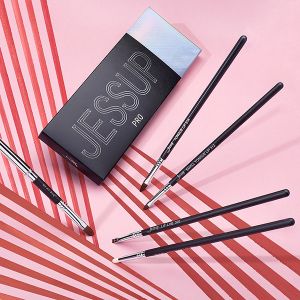 Versatile Vegan Jessup 5pcs Basic Makeup Brushes Set