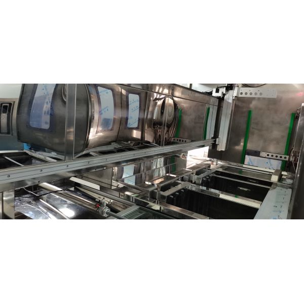 Multipurpose Plastic Box Washer , Practical Industrial Basket Cleaning Equipment