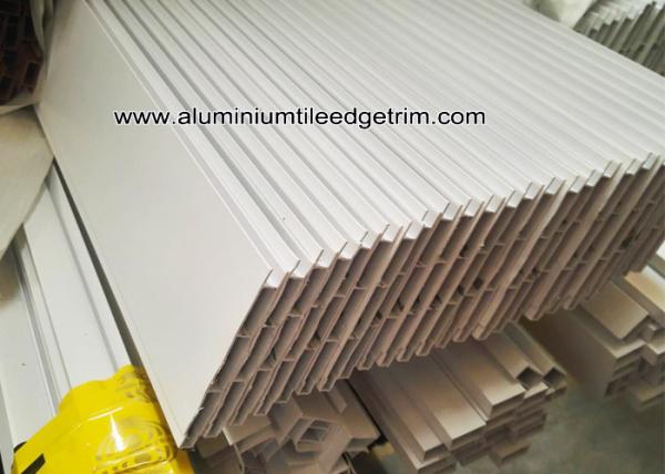 Powder Coating White Aluminum Door Frame Extrusions / Sections / Profiles / Panels