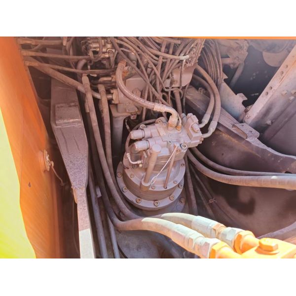 Easy Maintenance Used Hitachi ZX240 Excavator for Reduced Downtime and Longer Life