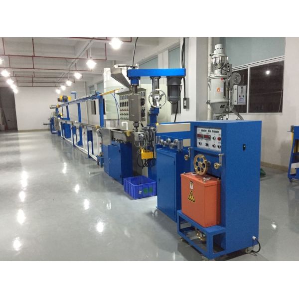 2*1.5 2*2.5 Cable Extruder Machine High Speed 70mm Extrusion Machine