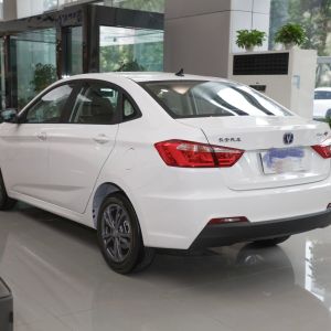 Changan 2023 CS35 PLUS High Speed Auto Suv Car with Front Disc Rear Disc Brake