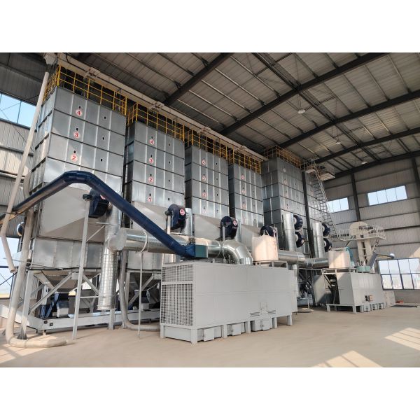 Quality Reduce Breakage Rate With Small Grain Dryer That Uses Clean Air Heating And Low Fuel Consumption Of 35-60kg/h for sale