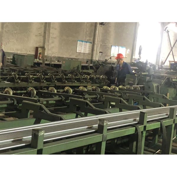 40CR Between 3 To 5 Meters Between 25-30 Degrees Chrome Piston Rod Engineering