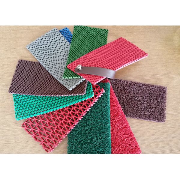 Quality Virgin PVC Industrial Rubber Sheet with 4.5-8.5mm Thickness and 0.9/1.2m Width for Easy Installation for sale