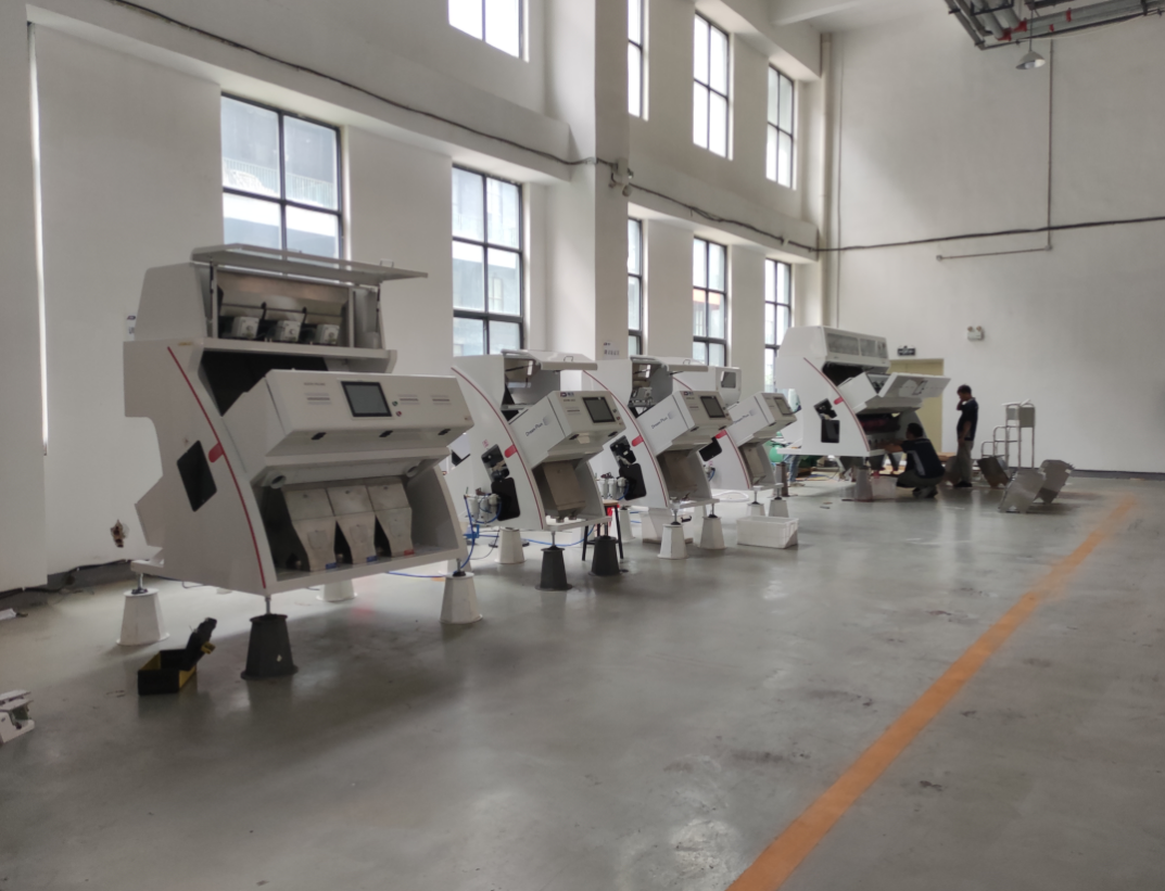 Red Bean Black Eyed Bean Color Sorter Machine 8 Chute Intelligent Image Processing