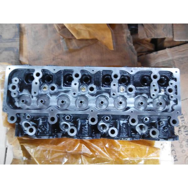 Engine Cylinder Head NISSAN TD27 Terrano injector diameter-20MM ; NISSAN TD27 ( 20MM )