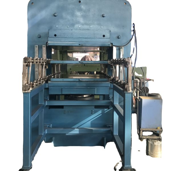 Rubber Tile Vulcanizing Equipment with High Safety Level and Customizable